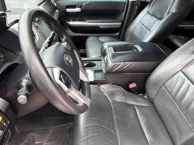 Used 2016 Toyota Tundra SR5 w/ SR5 Upgrade Package AWD/4WD image 18