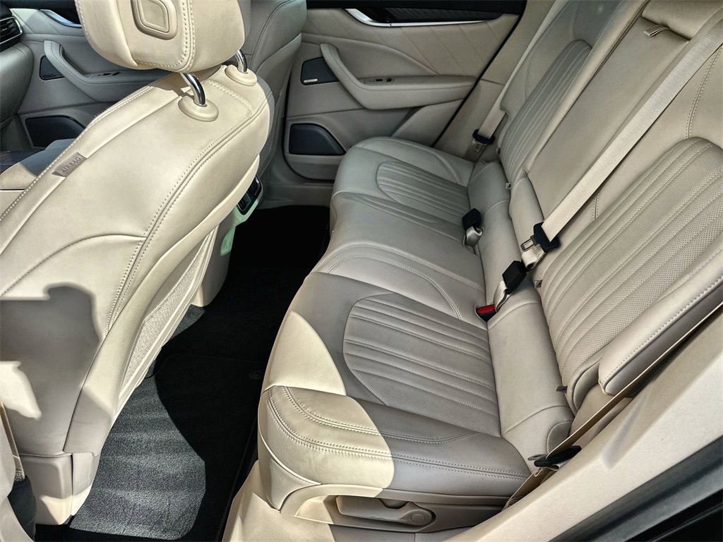 Used 2023 Maserati Levante Modena image 16