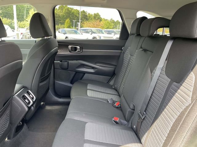 Certified 2026 Kia Sorento LX FWD image 21