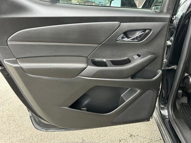 Used 2020 Chevrolet Traverse LS image 13