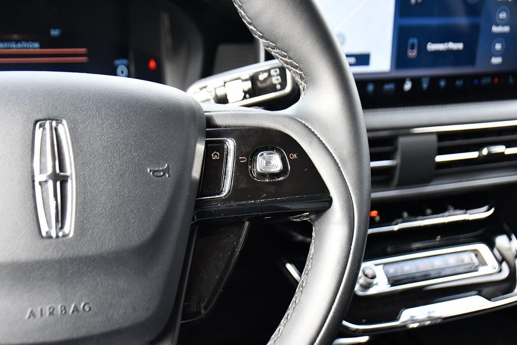 Used 2024 Lincoln Corsair Premiere image 33