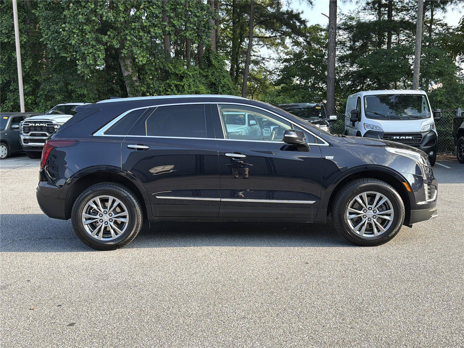 Used 2022 Cadillac XT5 Premium Luxury FWD image 4