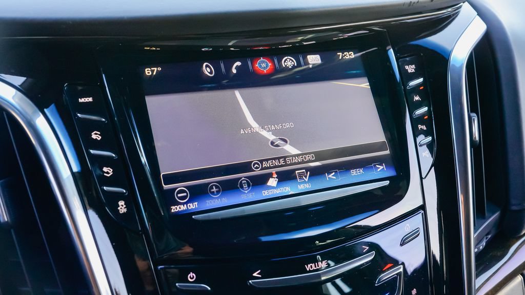 Used 2018 Cadillac Escalade ESV Platinum AWD/4WD image 25