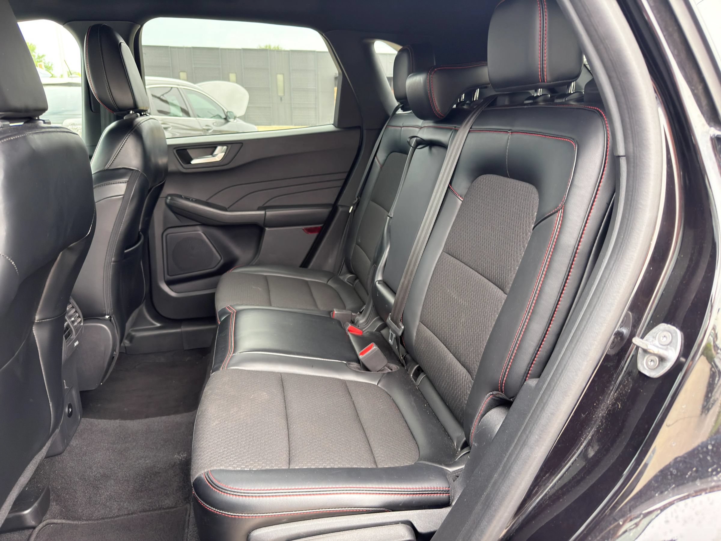 Used 2024 Ford Escape ST-Line AWD/4WD image 22