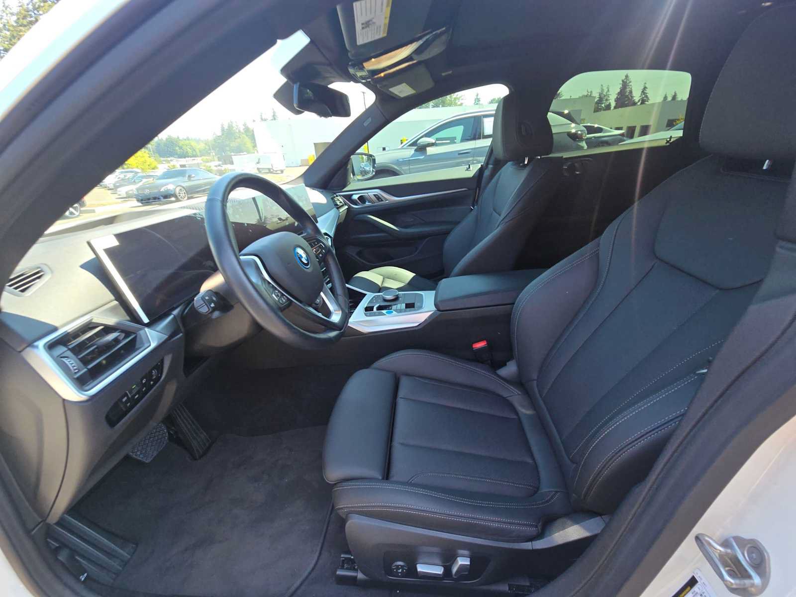 Used 2023 BMW i4 eDrive40 RWD image 21