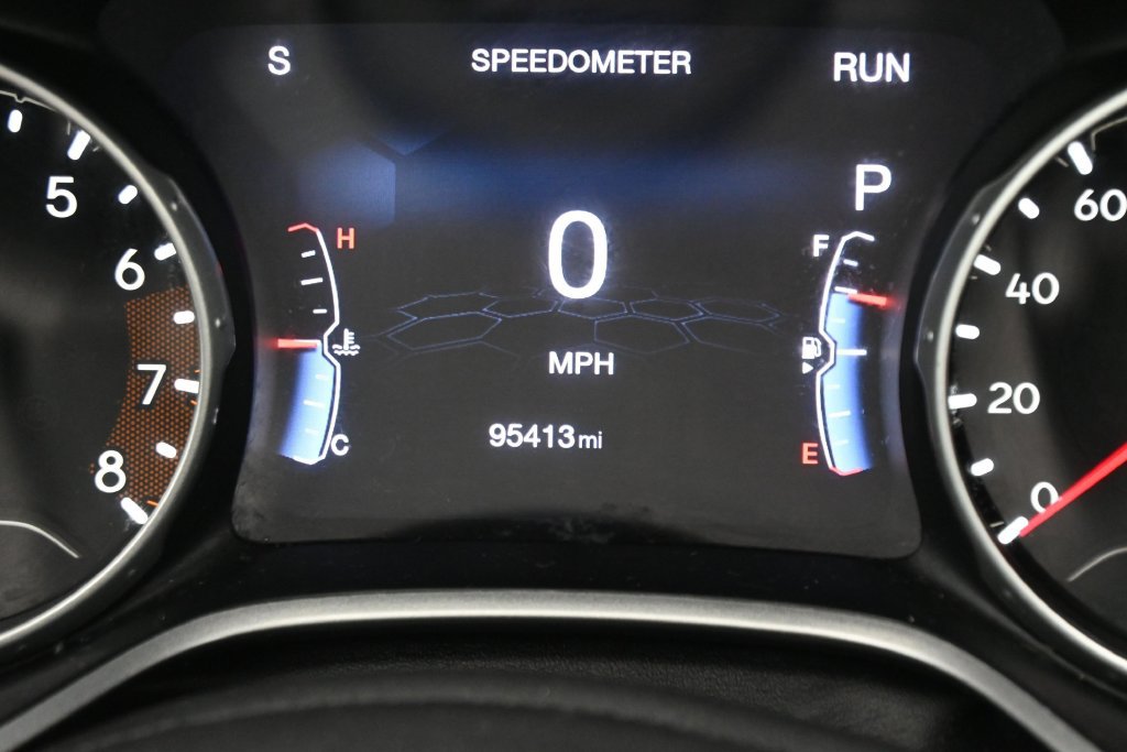 Used 2017 Jeep Compass Latitude w/ Popular Equipment Group AWD/4WD image 17