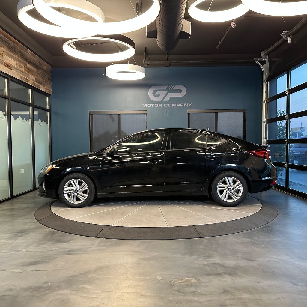 Used 2020 Hyundai Elantra Value Edition w/ Cargo Package (C1) FWD image 6