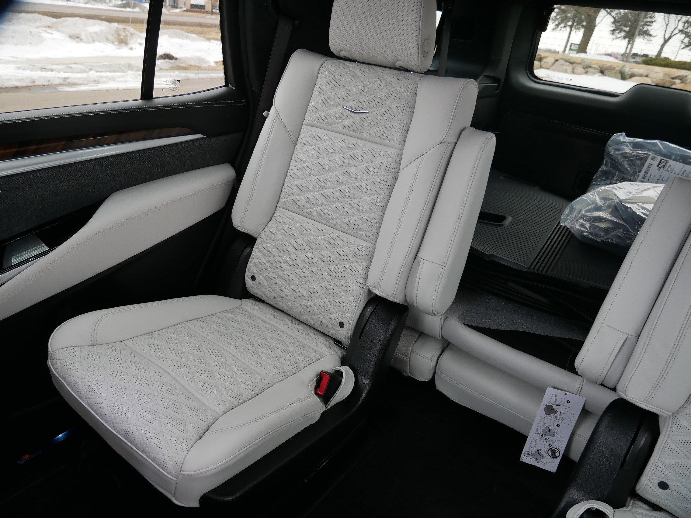 New 2026 Cadillac Escalade Platinum Sport w/ LPO, ONYX Package image 10