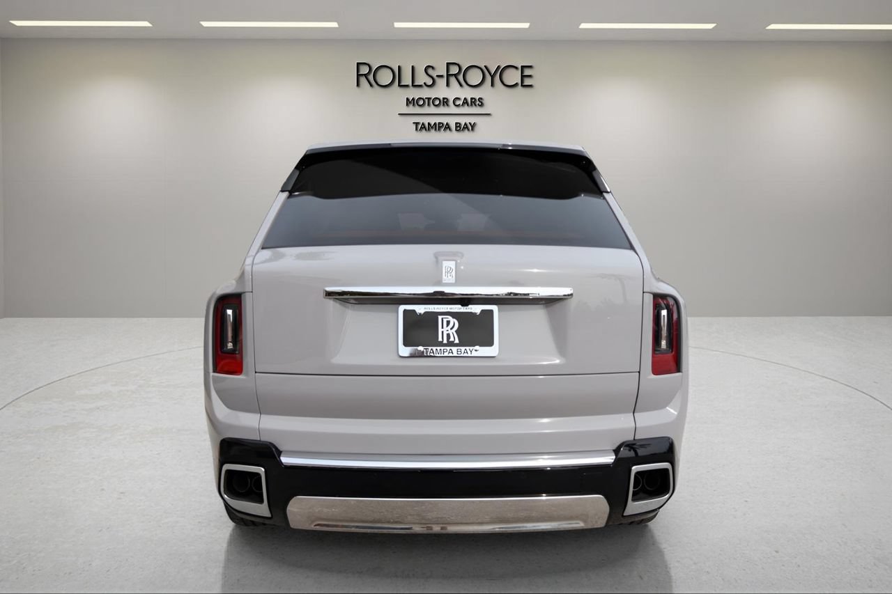 New 2026 Rolls-Royce Cullinan AWD/4WD image 8