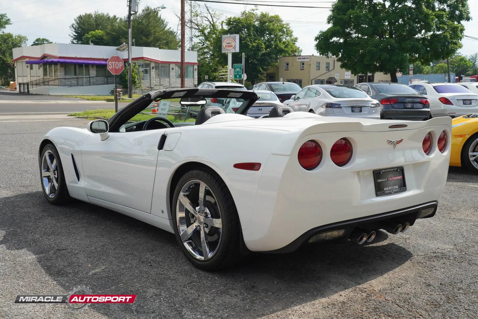 Used 2009 Chevrolet Corvette Convertible w/ Preferred Equipment Group RWD image 5