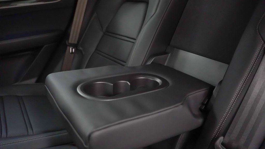 New 2025 Porsche Cayenne Turbo image 19