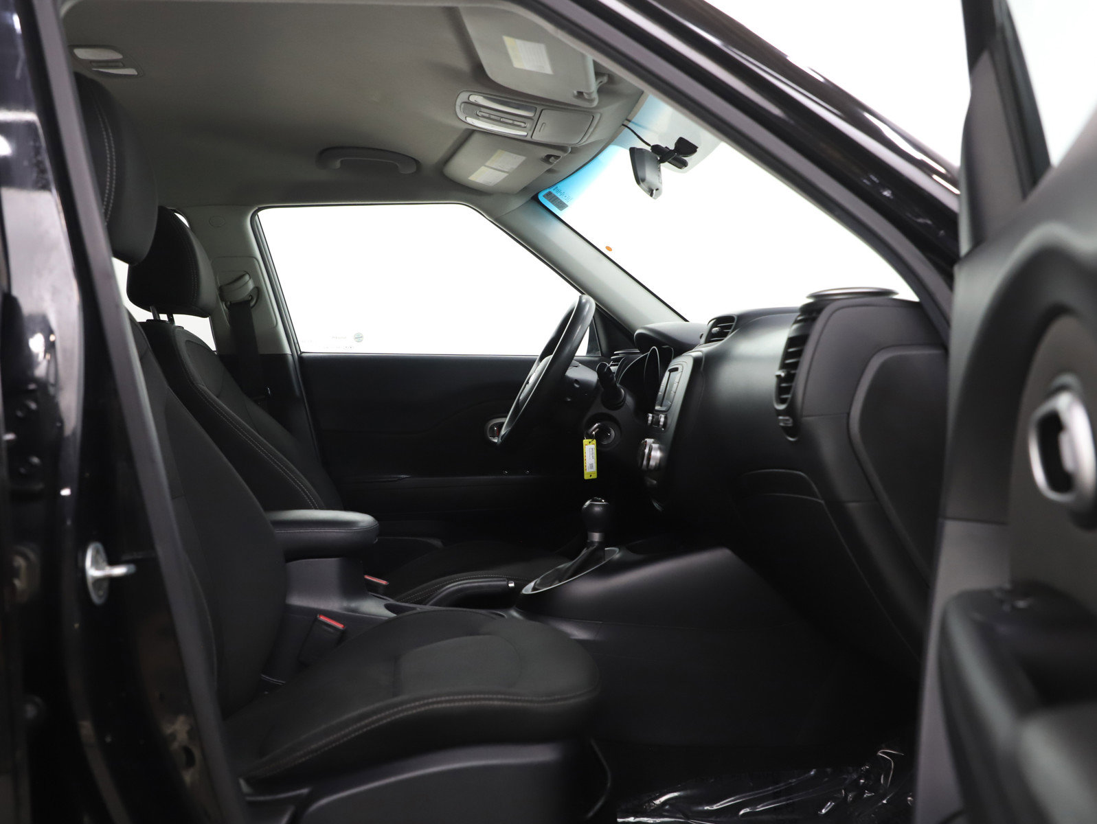 Used 2017 Kia Soul w/ Convenience Package FWD image 11