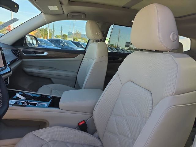 New 2026 Volkswagen Atlas SE image 17