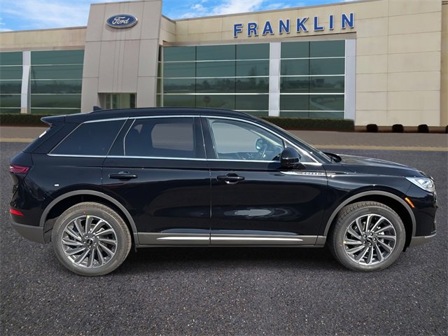 New 2026 Lincoln Corsair Reserve image 8