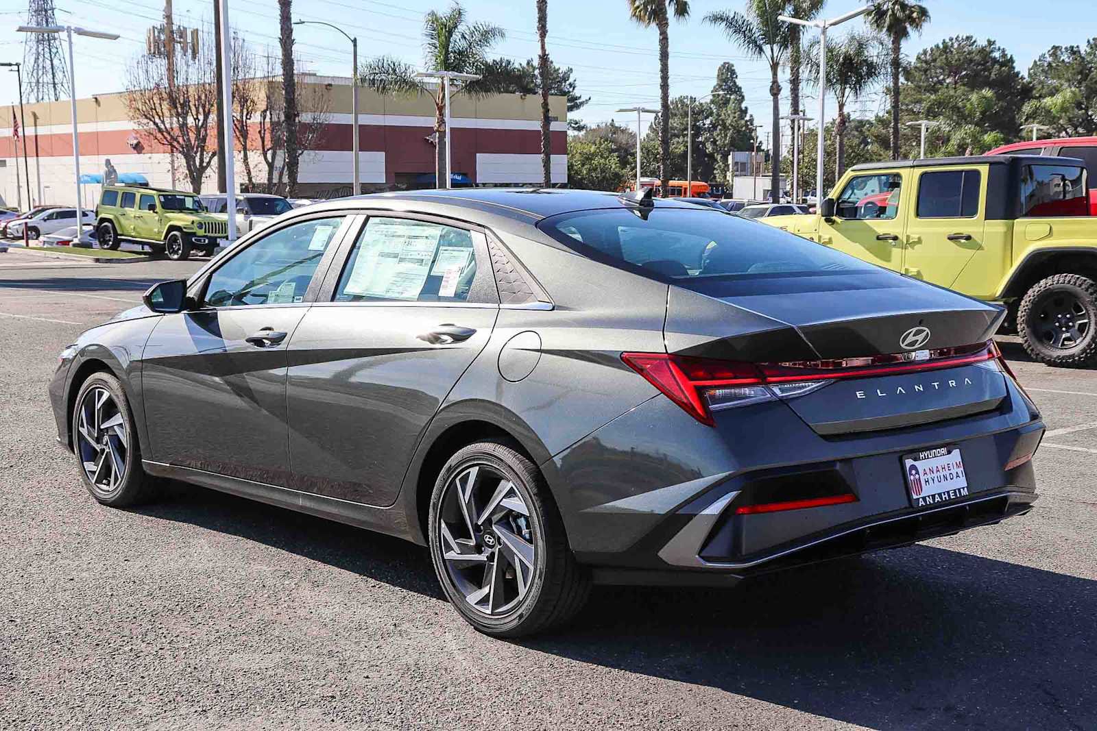 New 2025 Hyundai Elantra SEL image 8