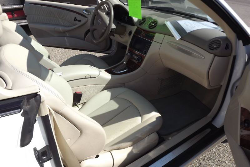 Used 2005 Mercedes-Benz CLK 500 Cabriolet image 24
