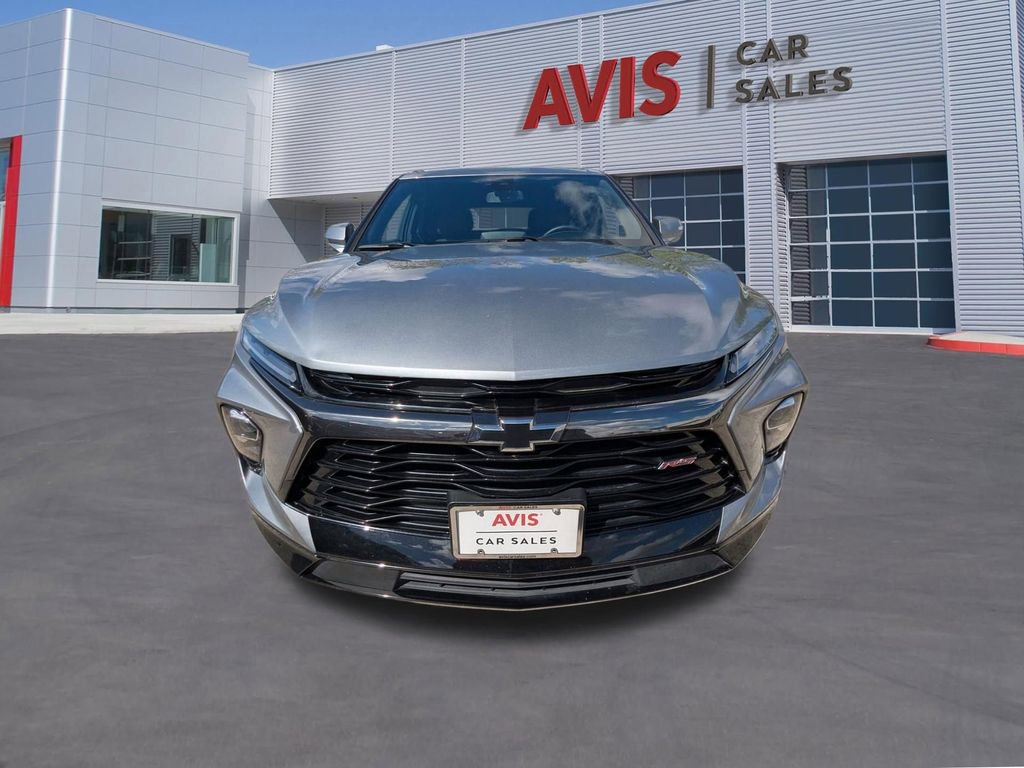 Used 2025 Chevrolet Blazer RS FWD image 2