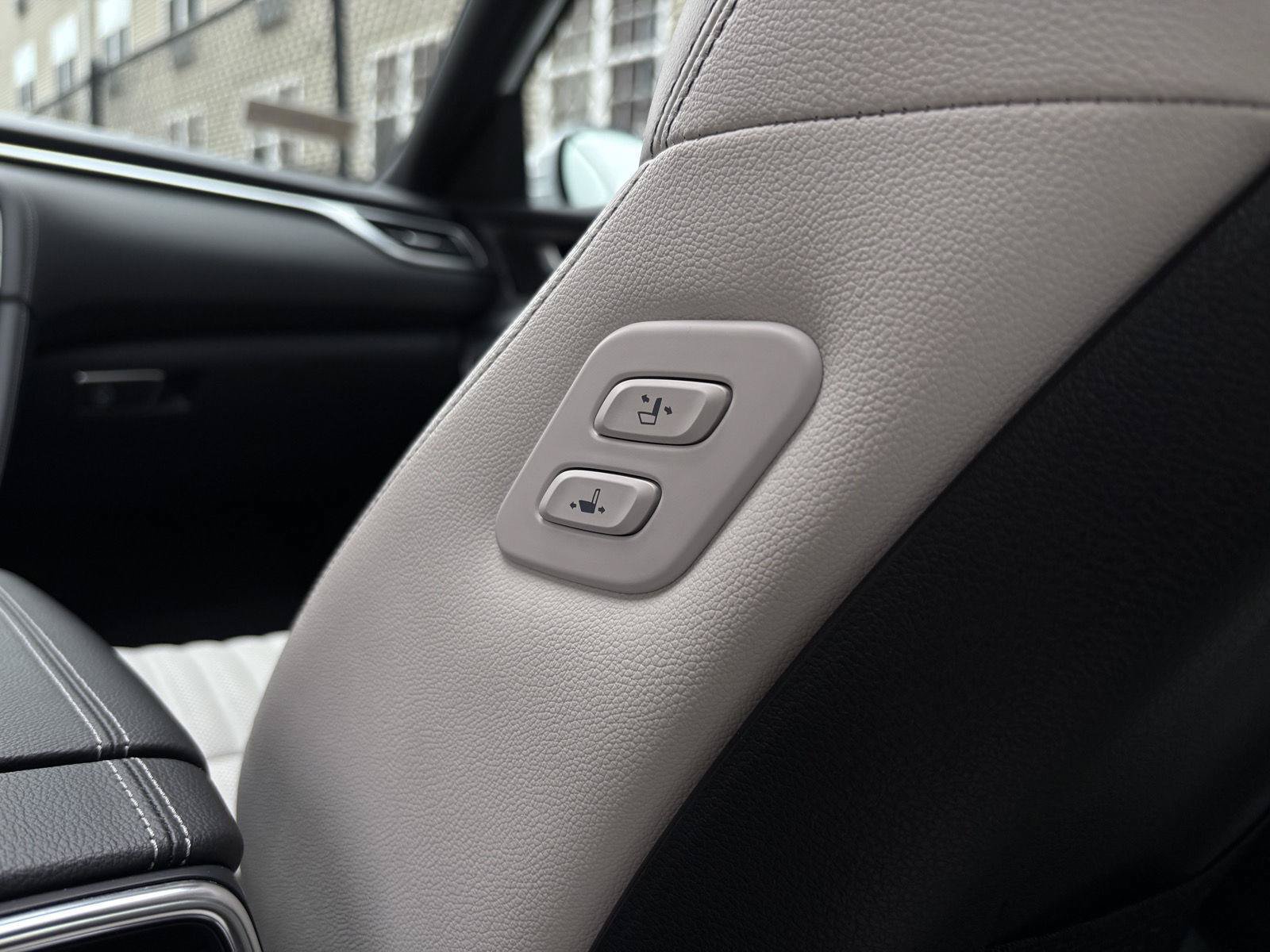 Used 2026 Genesis G70 3.3T Sport Prestige AWD/4WD image 28