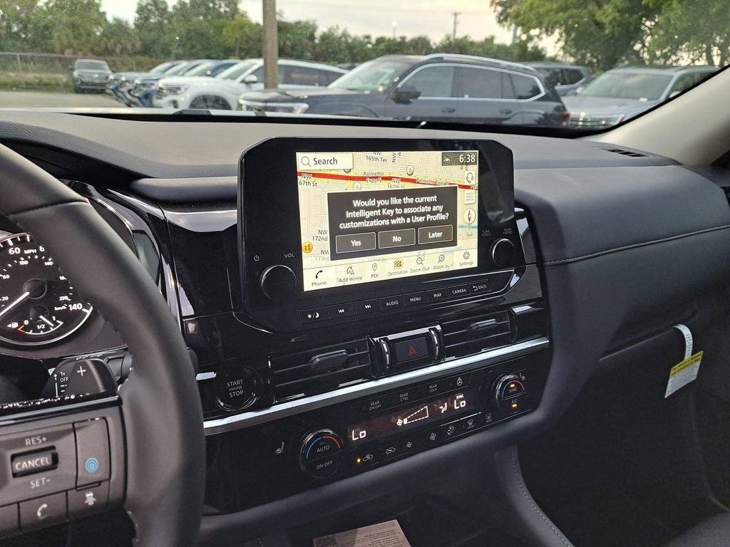 New 2026 Nissan Pathfinder SL FWD image 8