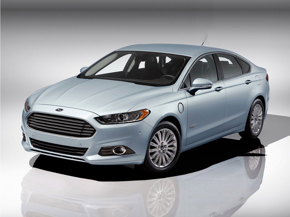 Used 2015 Ford Fusion Energi SE FWD image 1