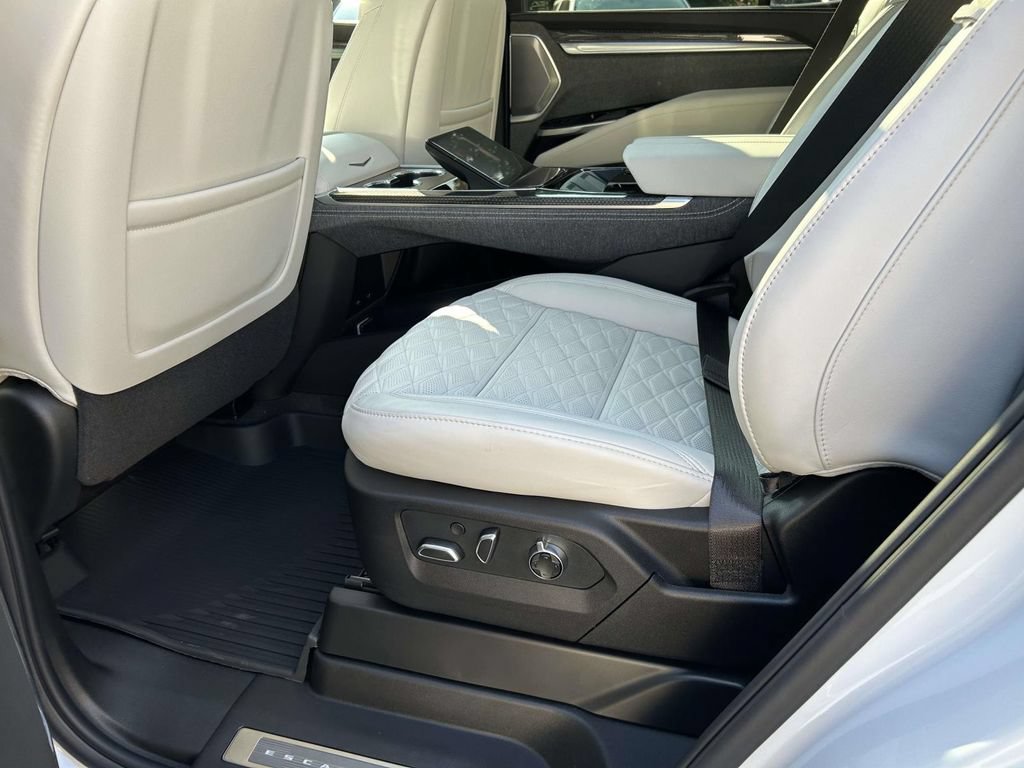 New 2026 Cadillac Escalade V AWD/4WD image 14