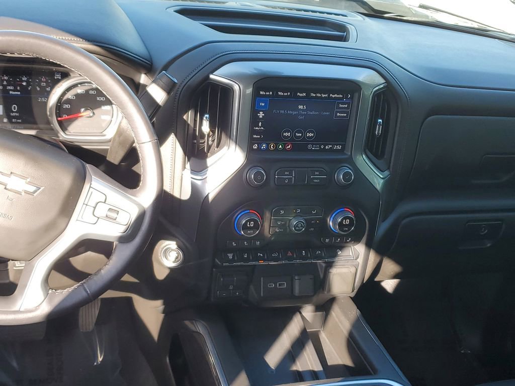 Certified 2022 Chevrolet Silverado 2500 LTZ w/ LTZ Plus Package image 19