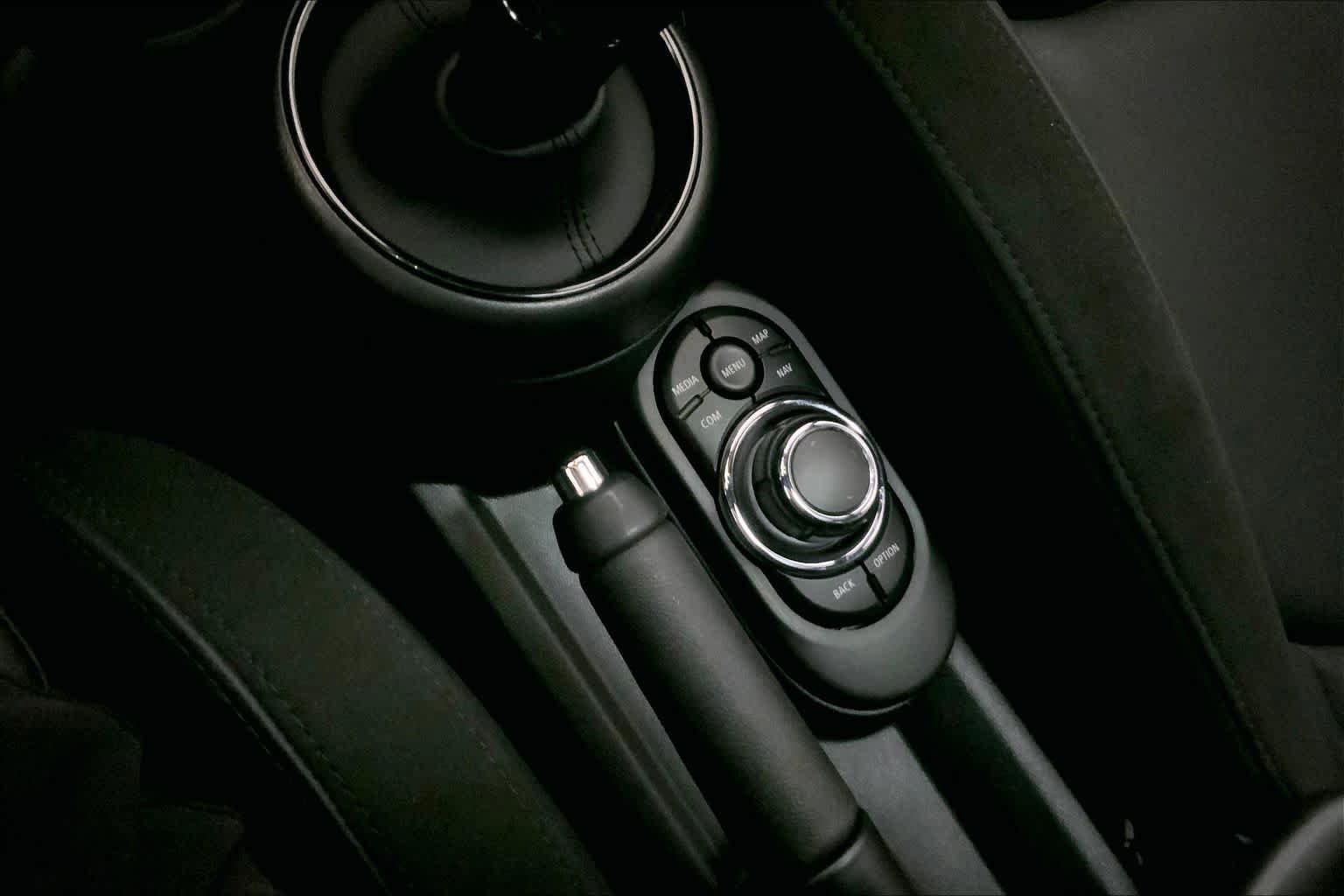 Certified 2024 MINI Cooper S FWD image 31