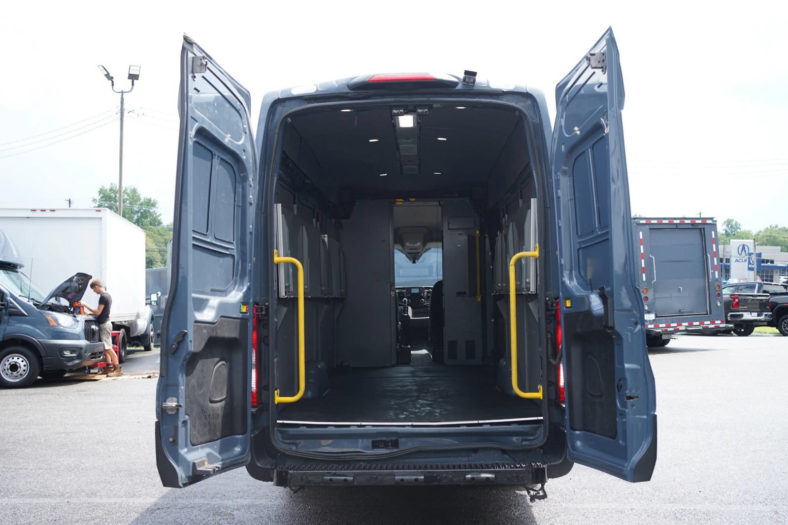 Used 2020 Ford Transit 250 148 High Roof Extended RWD image 10