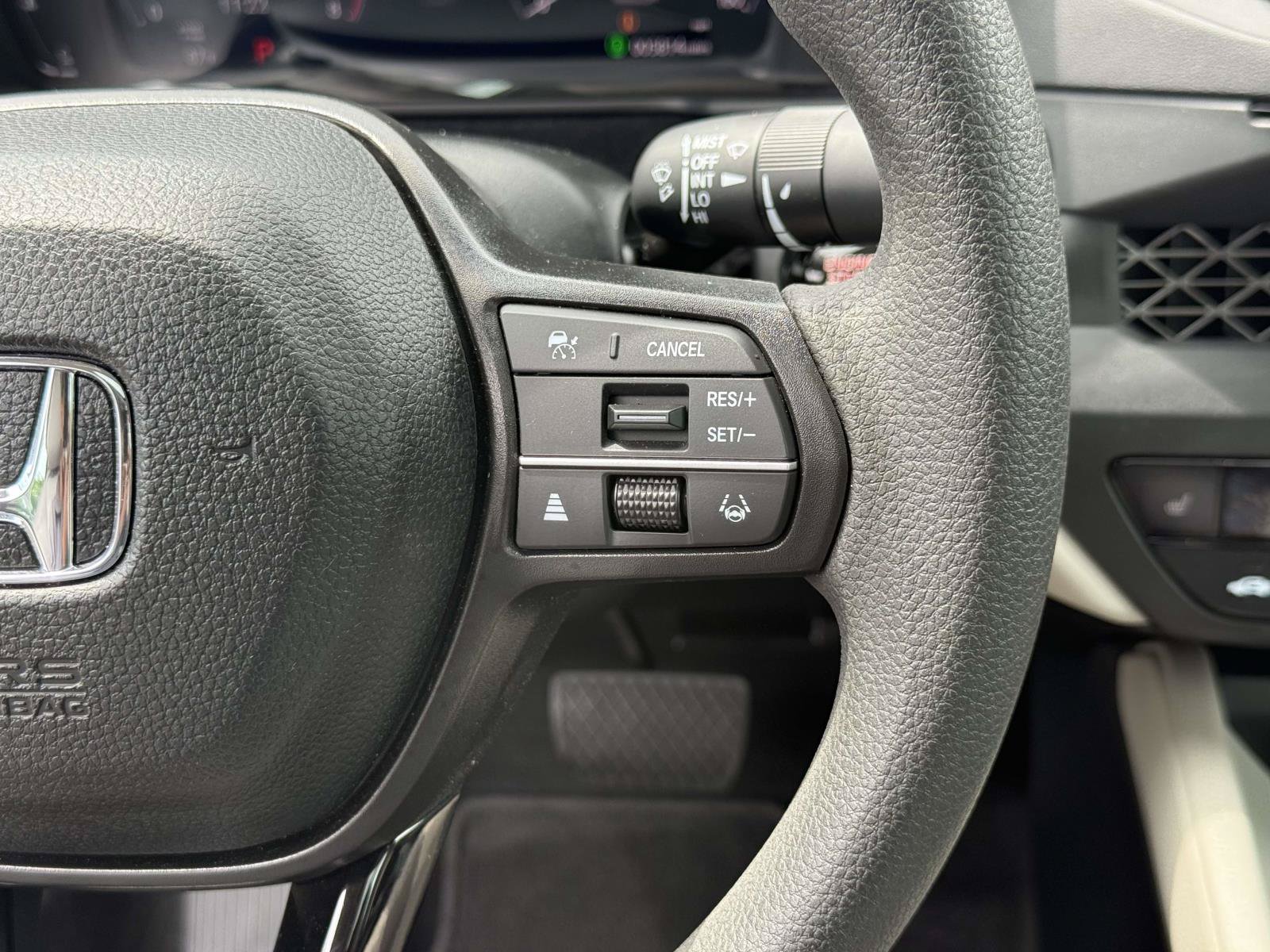 Certified 2025 Honda Accord SE image 10