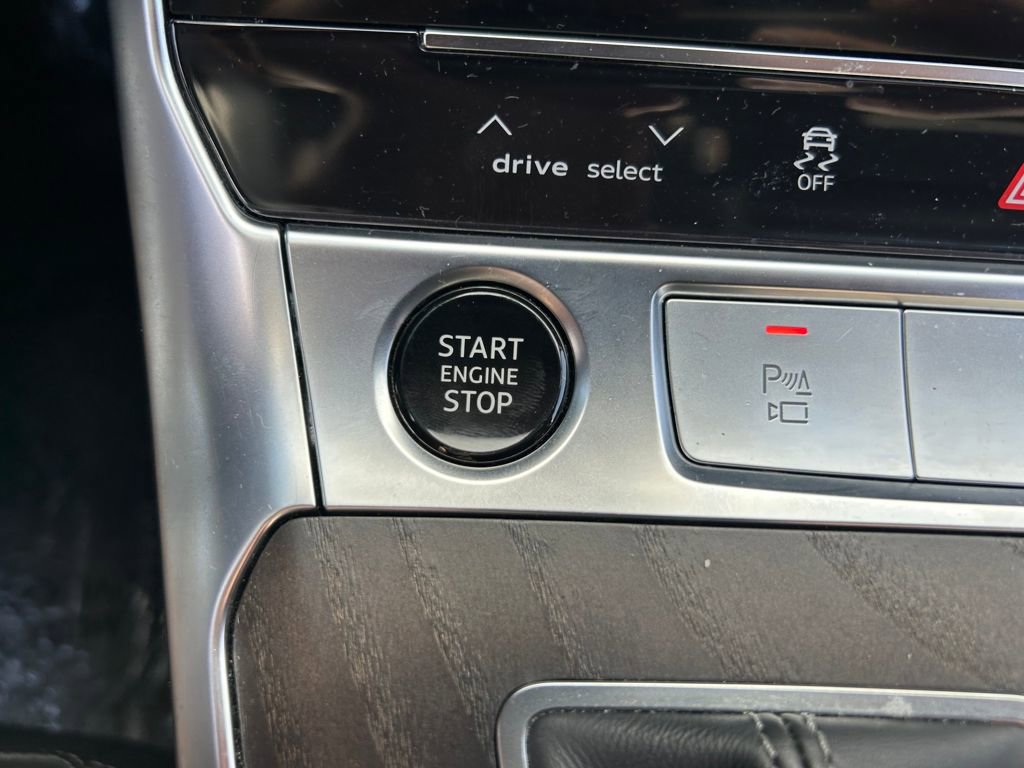 Used 2021 Audi A6 3.0T Premium w/ Convenience Package image 16