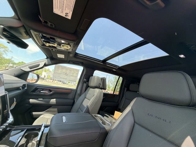 New 2026 GMC Yukon XL Denali w/ Denali Reserve Package AWD/4WD image 20