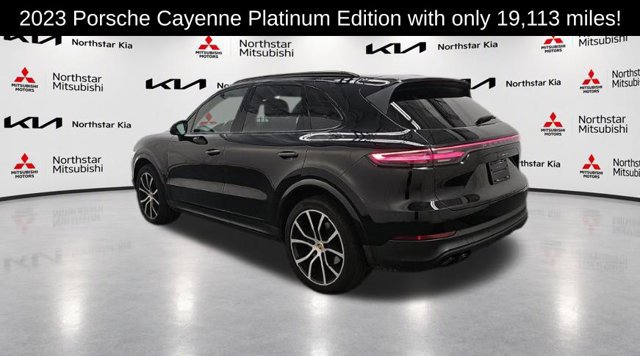 Used 2023 Porsche Cayenne Platinum Edition AWD/4WD image 3