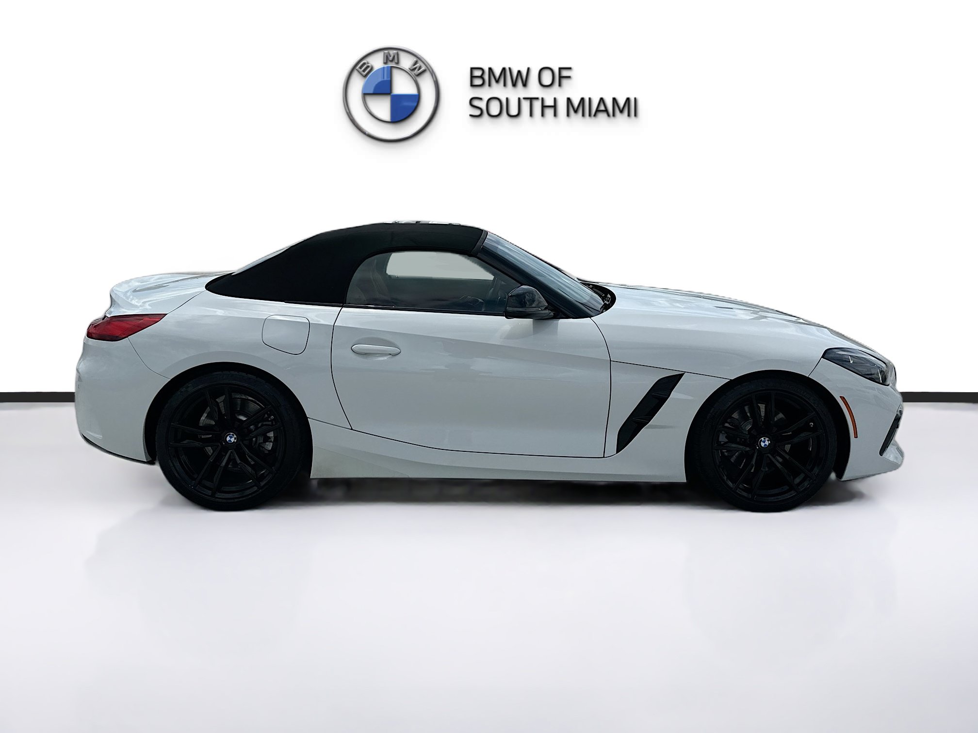 Used 2023 BMW Z4 sDrive30i w/ Shadowloine Package RWD image 8