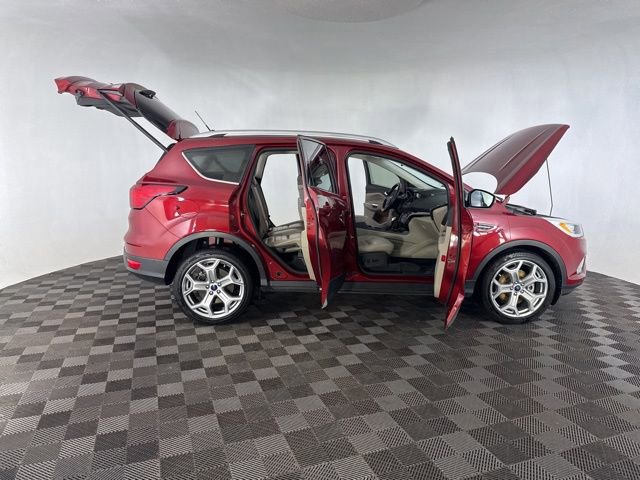 Used 2019 Ford Escape Titanium image 13