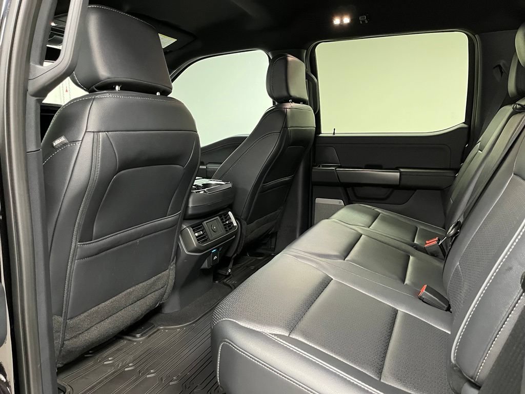 Used 2025 Ford F150 Lariat AWD/4WD image 44