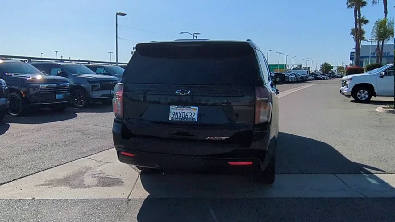 Used 2024 Chevrolet Suburban RST w/ Luxury Package AWD/4WD image 7