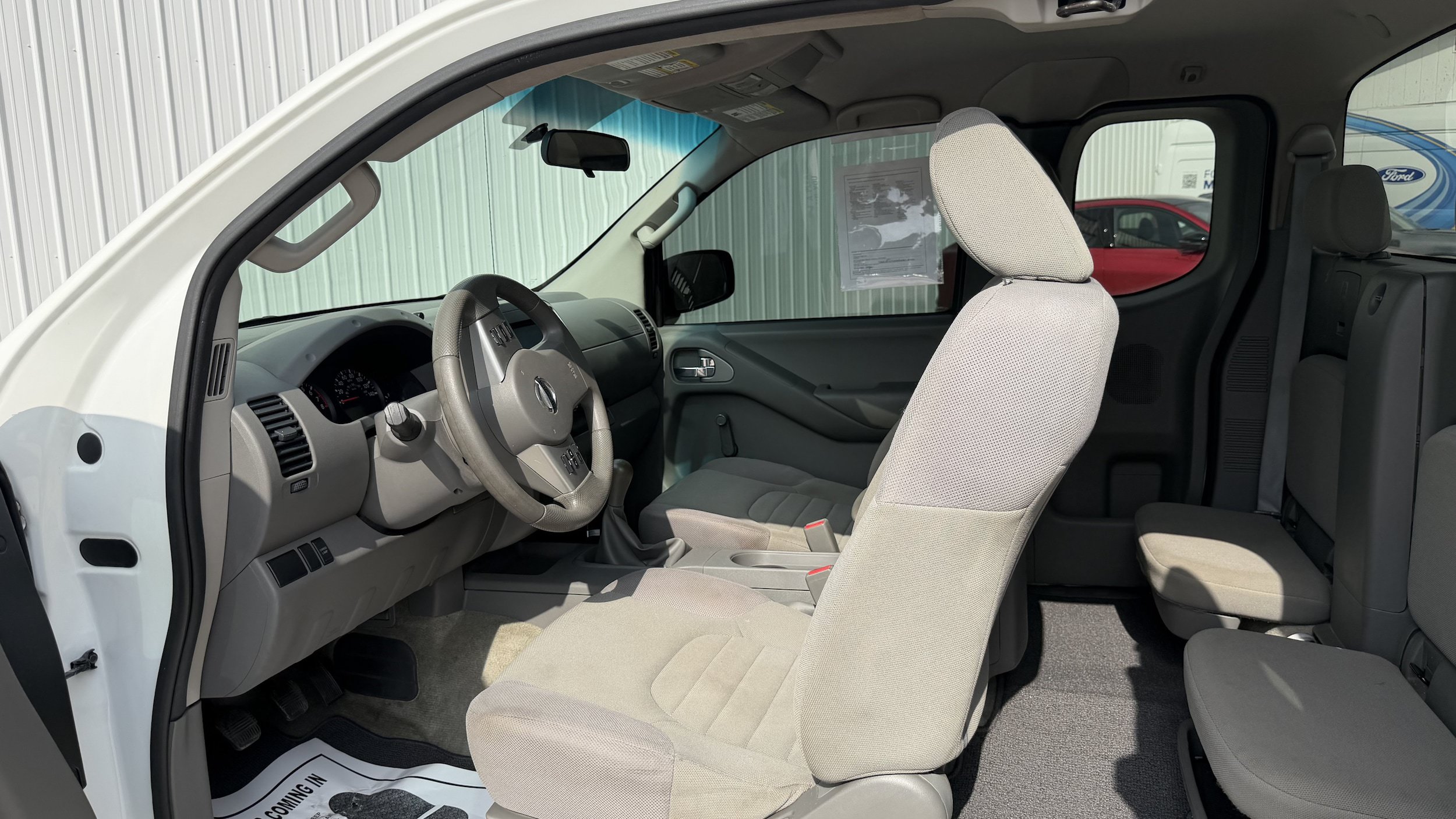 Used 2014 Nissan Frontier S w/ S Preferred Package RWD image 14