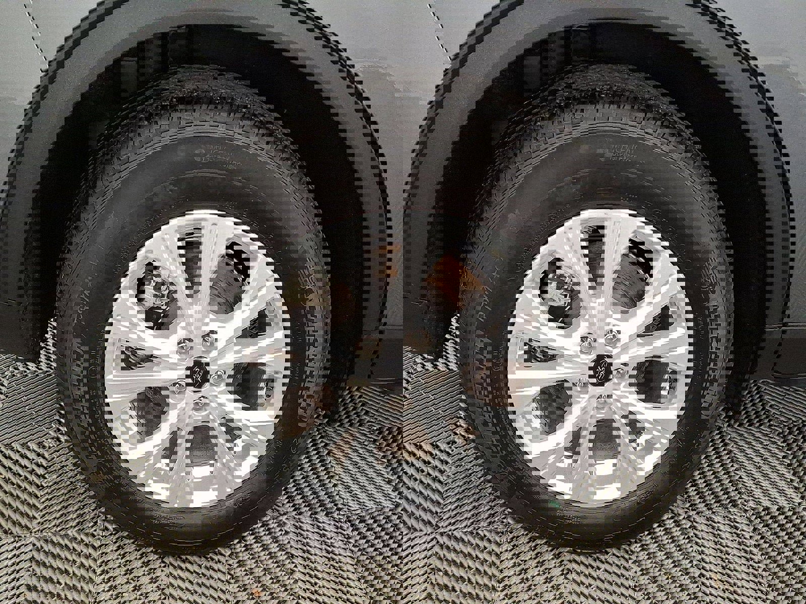 Used 2024 Ford Escape Active image 26