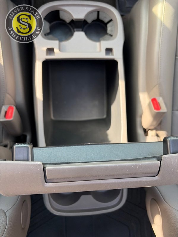 Used 2015 Honda Odyssey Touring image 29