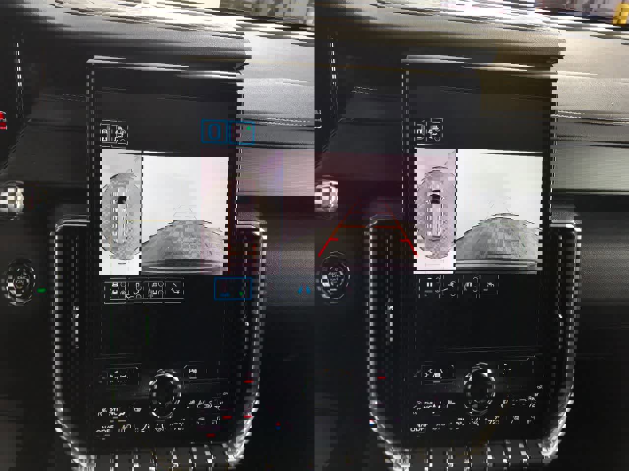 Used 2025 GMC Acadia Elevation image 5