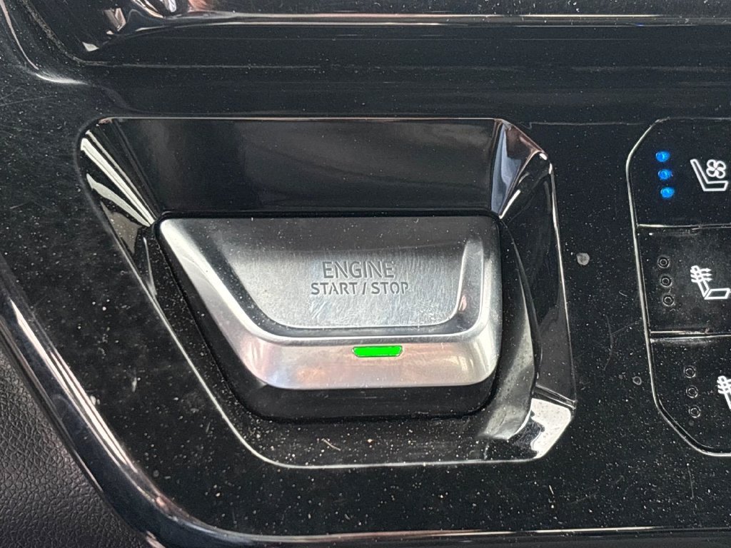 Used 2024 GMC Sierra 2500 AT4 w/ AT4 Preferred Package AWD/4WD image 38