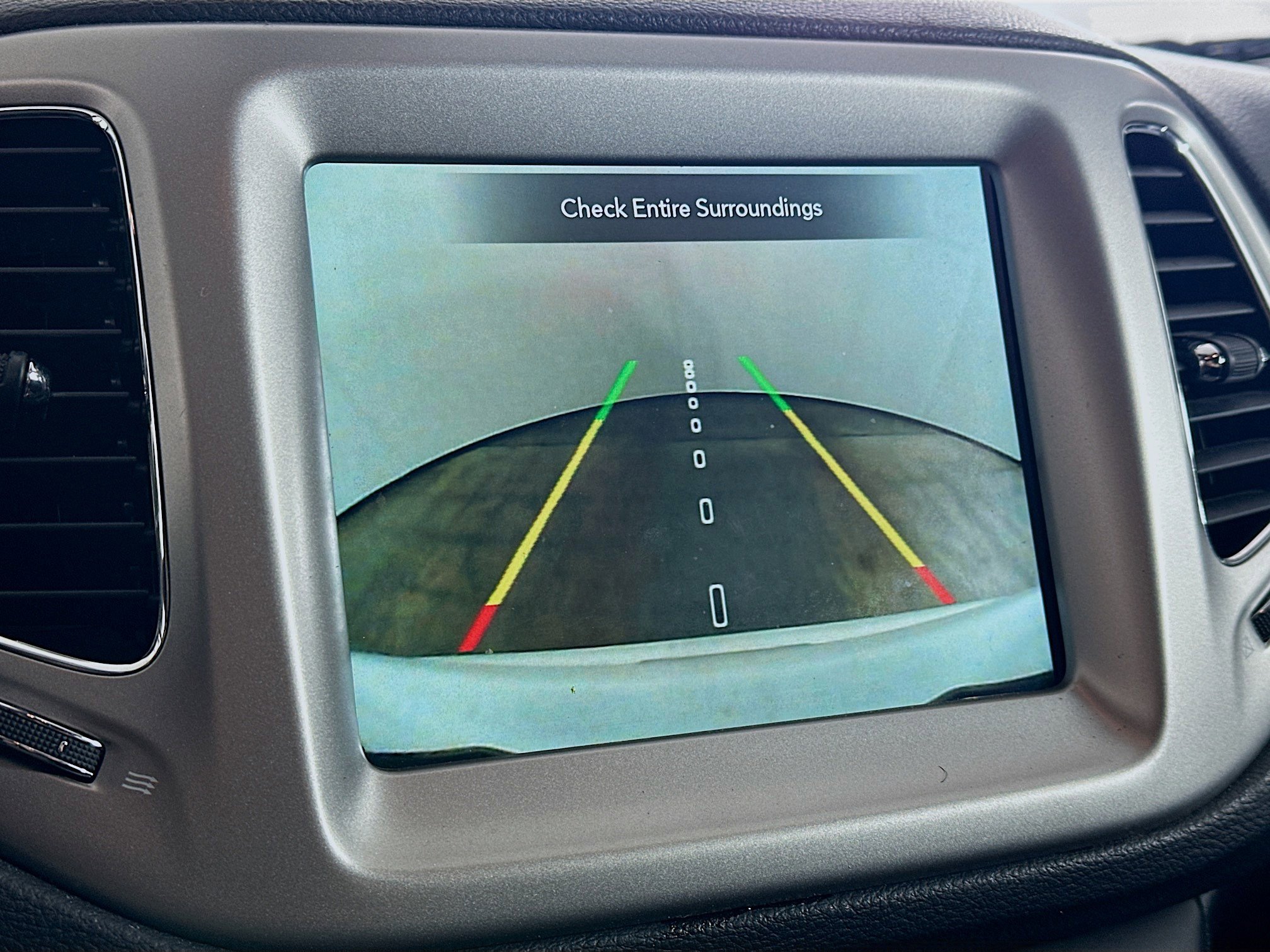 Used 2020 Jeep Compass Sport image 23