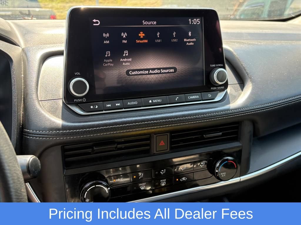Used 2024 Nissan Rogue S AWD/4WD image 13