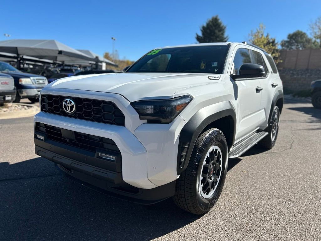 Used 2025 Toyota 4Runner 4WD image 5