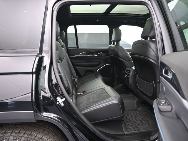 Used 2022 Jeep Grand Cherokee Trailhawk image 39