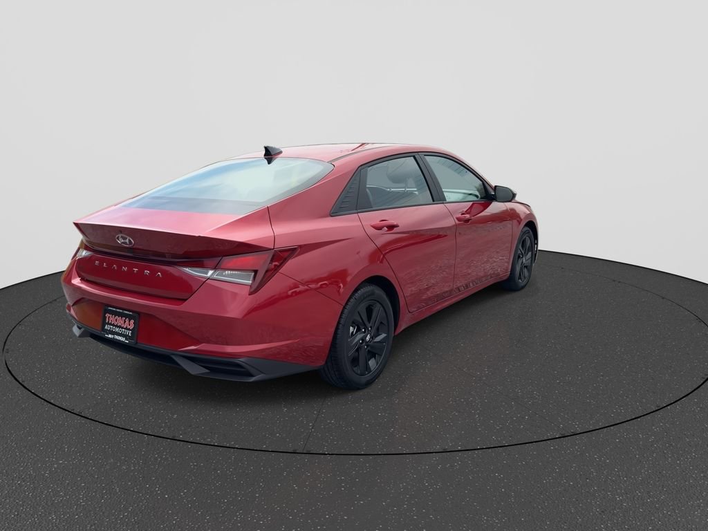 Certified 2023 Hyundai Elantra SEL FWD image 8
