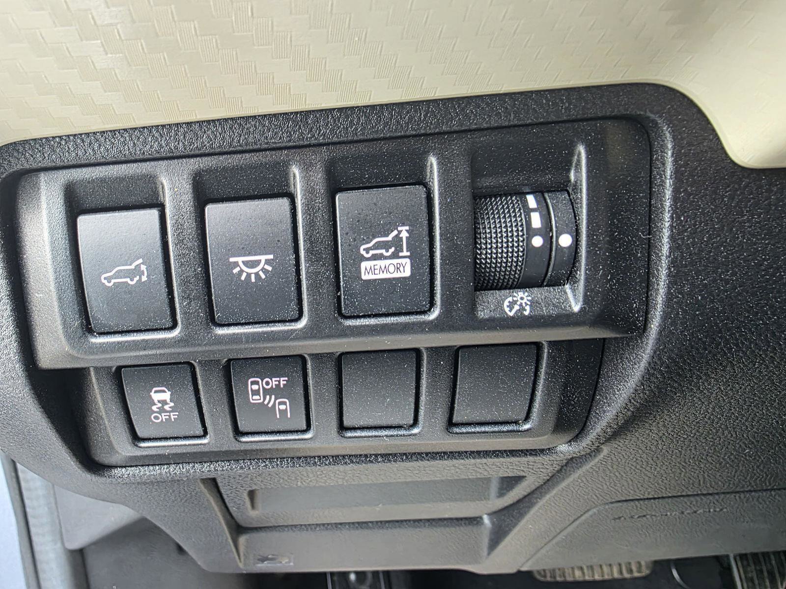 Used 2021 Subaru Ascent Premium w/ Convenience Package image 20