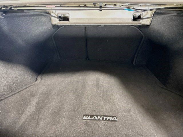 Used 2020 Hyundai Elantra Value Edition FWD image 34