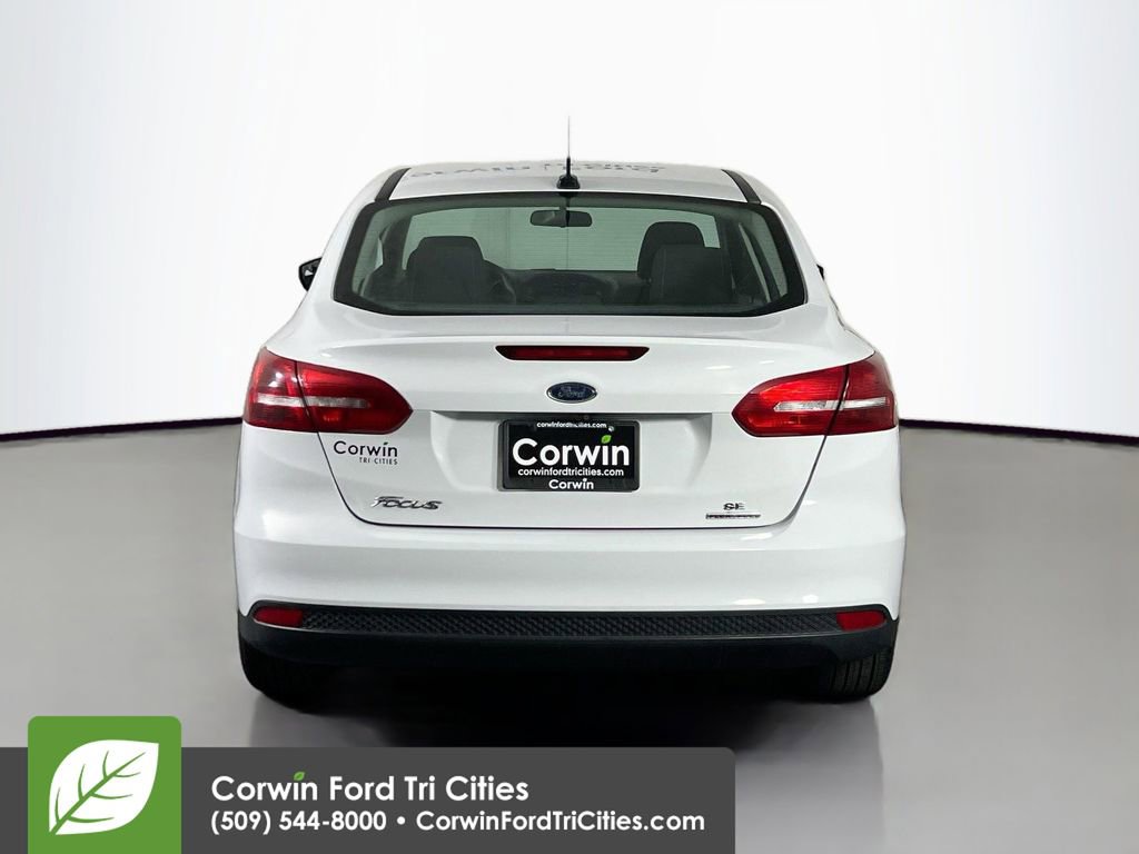 Used 2016 Ford Focus SE image 13