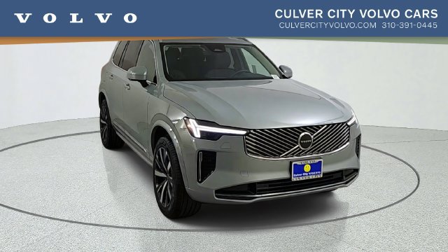 Certified 2026 Volvo XC90 B5 Core AWD/4WD image 1